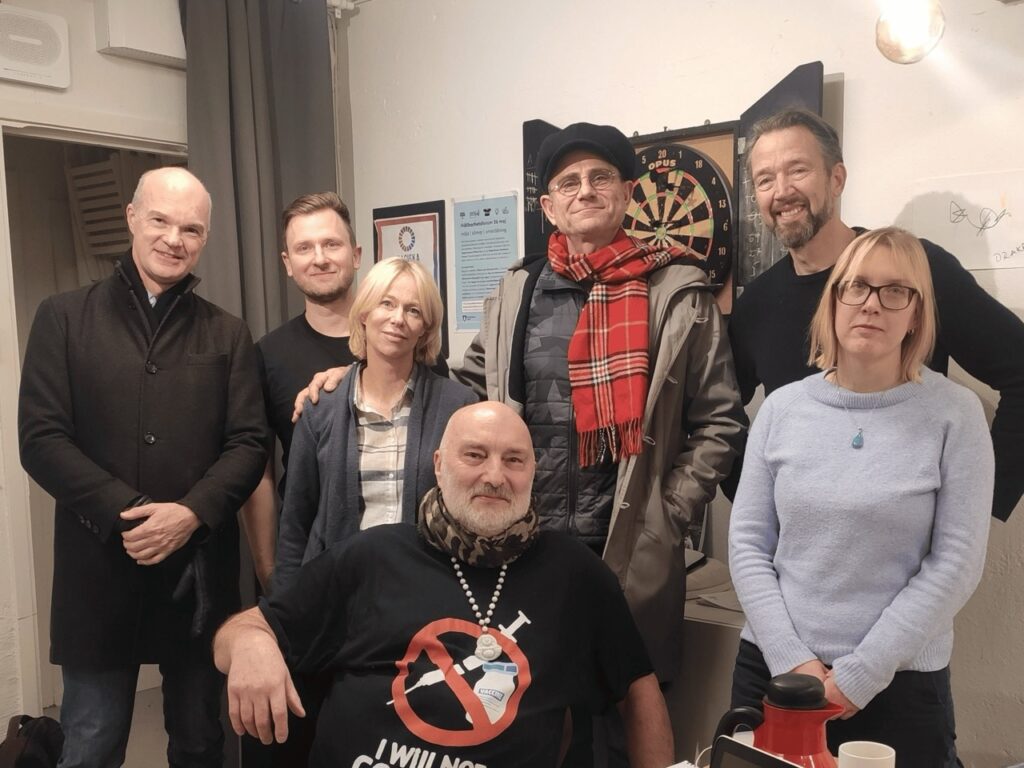 Pressmeddelande | Partiet MoD har fötts 2 MoD grundades, 21 december 2021 i Bagarmossen 2021 12 21 MoDs uppstartsmöte på Lillåvägen 61 i Bagarmossen Andreas kontor som sedan blev kansliet