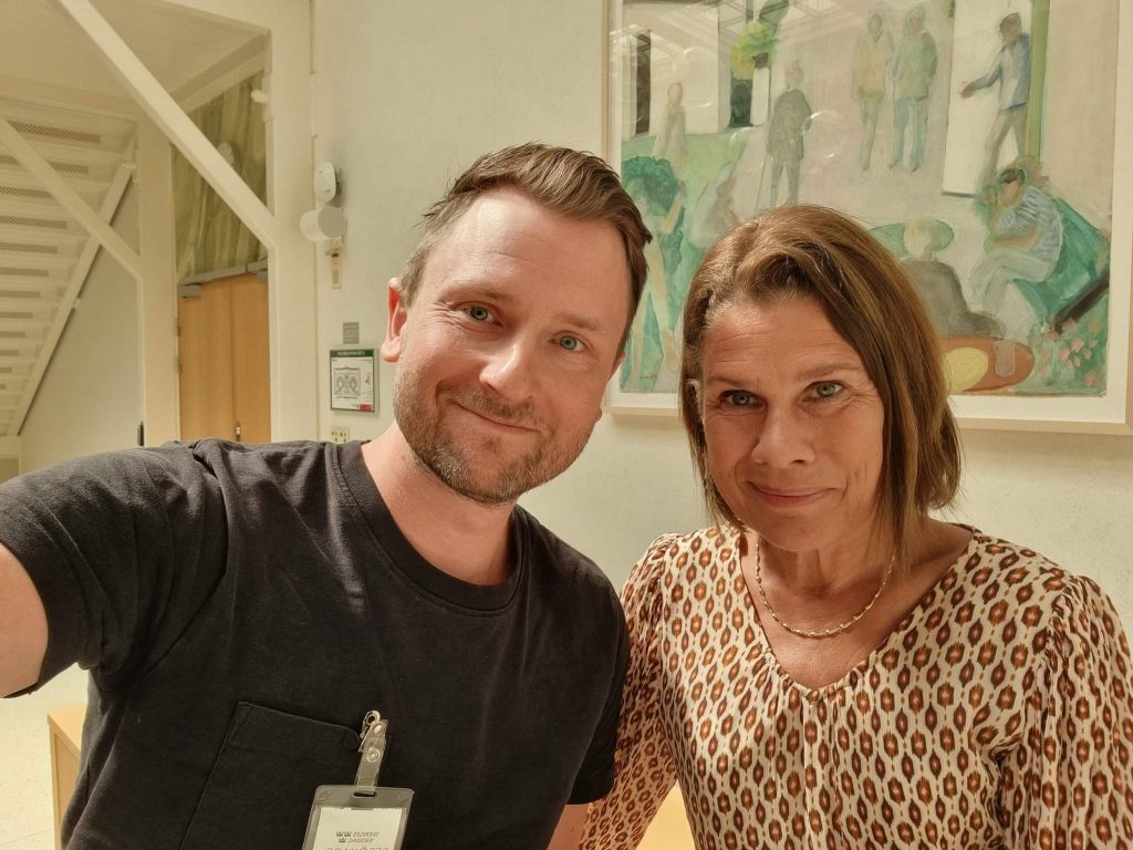 Elsa Widding går med i tvärpolitiska partiet MoD inför EU-valet 5 Andreas Sidkvist och Elsa Widding riksdagen 23 maj 2023 Fotograf Andreas Sidkvist