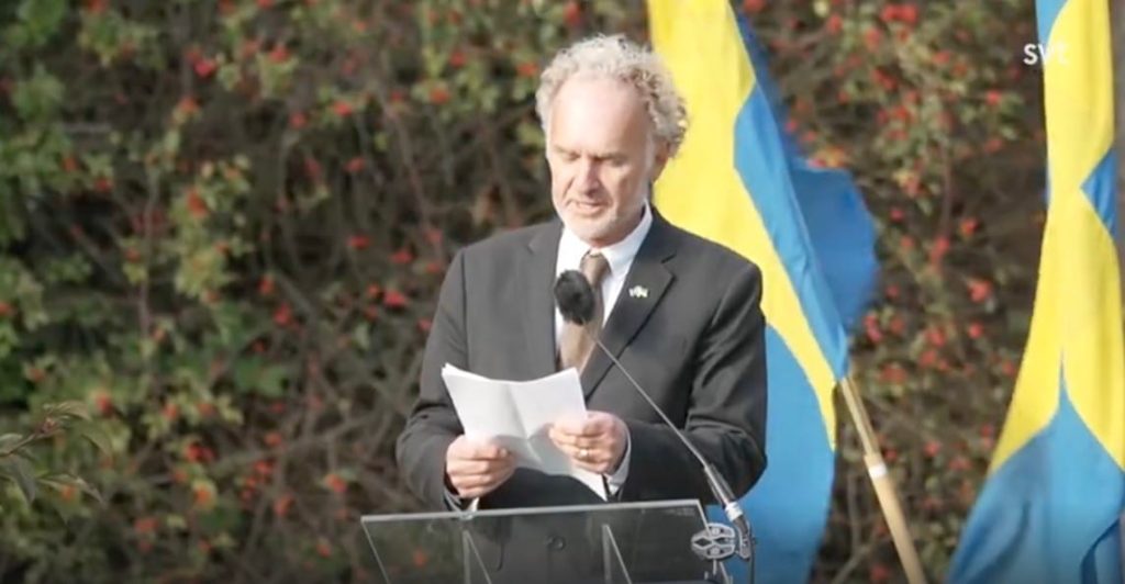 Lars ångström stor