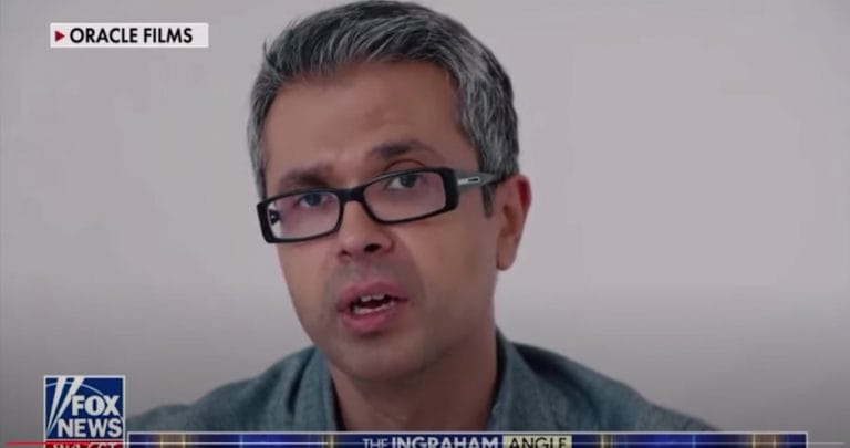 Storbritanniens välkände dubbelvaccinerade kardiolog Dr Aseem Malhotra agerar nu för ett omedelbart sprutstopp