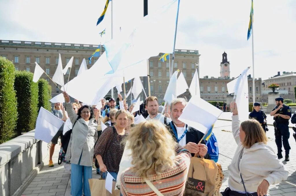 2024 09 10 vita flaggans dag 560 stor