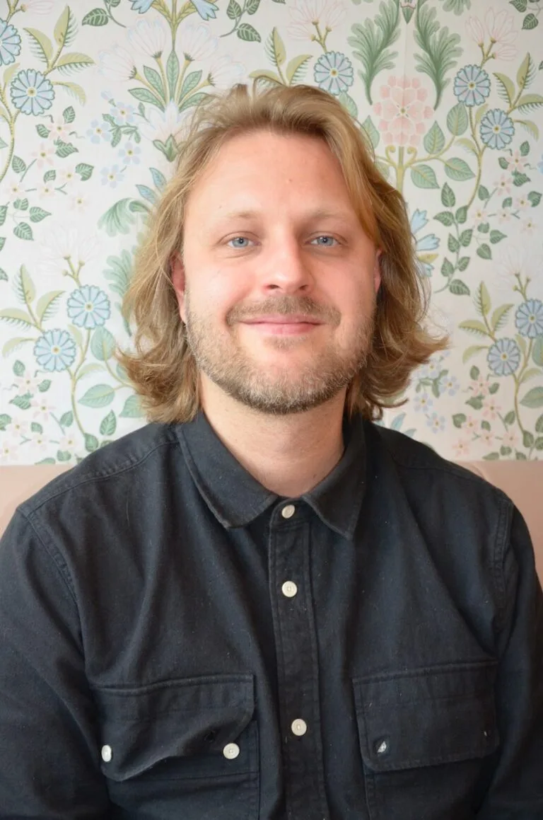 MoDs politik | När makten skiljs från moralen föds krigen som aldrig tar slut.