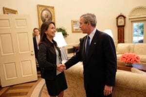 Nyheter 6 maria corina machado sumate meets george w. bush 2002 stor